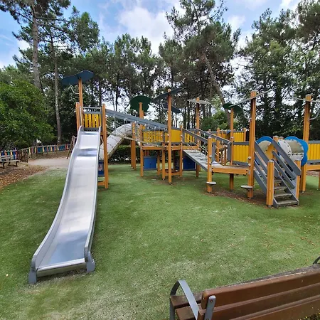 Domaine Du Golf Avec Piscine Apartment *